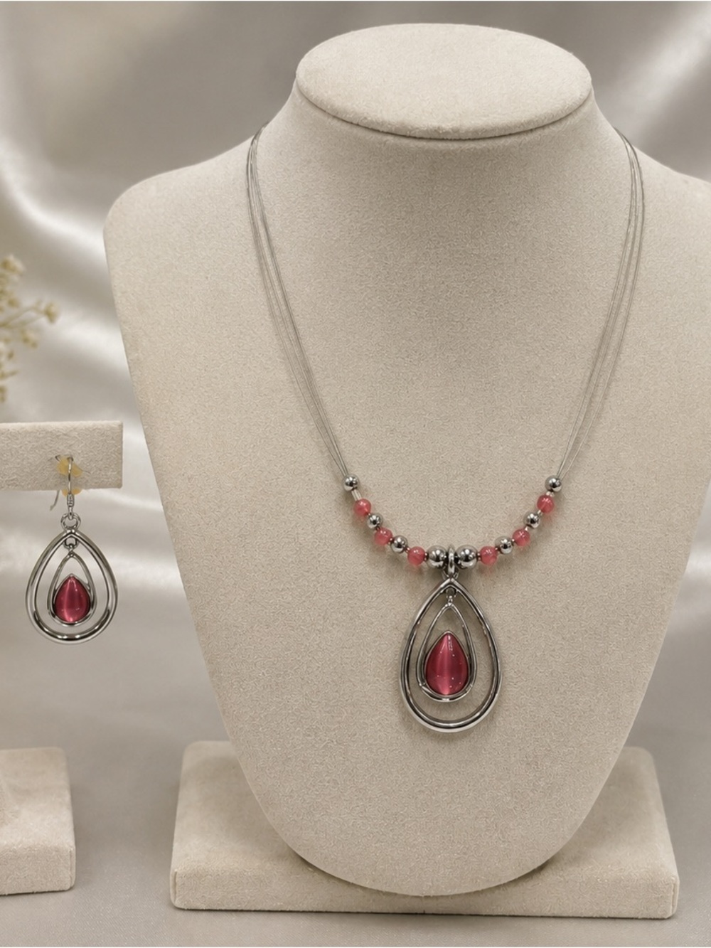 Vintage Lia Sophia Cotton Candy Drop Necklace & Earring Set